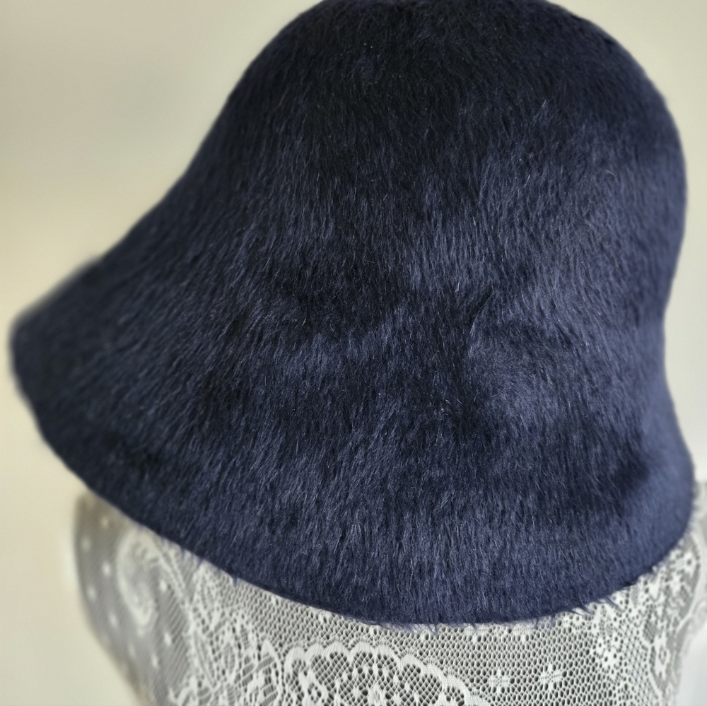 Banana Republic Bucket Hat Neutral Navy Blue Furry Fuzzy Fall Winter Fashion - Picture 4 of 6